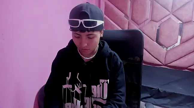 Im Mathias online show from 01.15.25