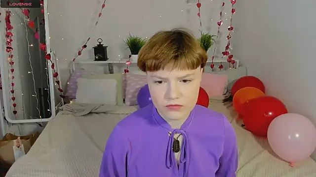 DreamyLuna online show from 01.26.25