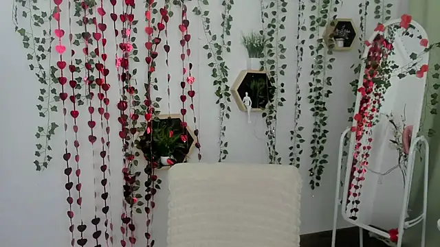 DreamyLuna online show from 03.08.25