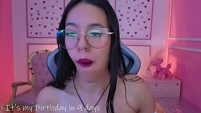 stephania t online show from 10.08.25