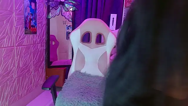 Gaby Tailor online show from 03.08.25