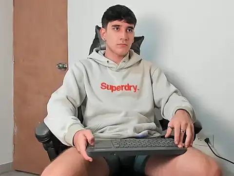 leo030809 online show from 02.24.26