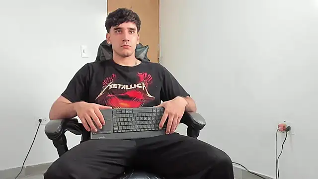 leo030809 online show from 05.19.26