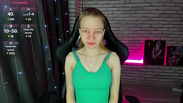 Michelle Blond online show from 01.09.25