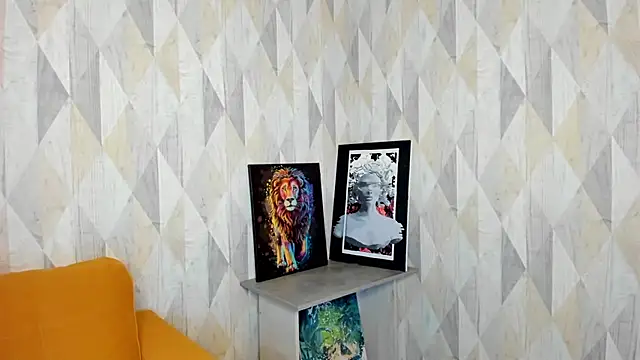 Michelle Blond online show from 02.18.25