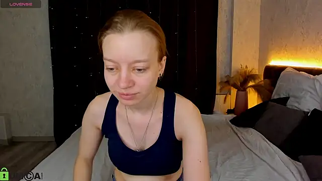 Michelle Blond online show from 12.21.25