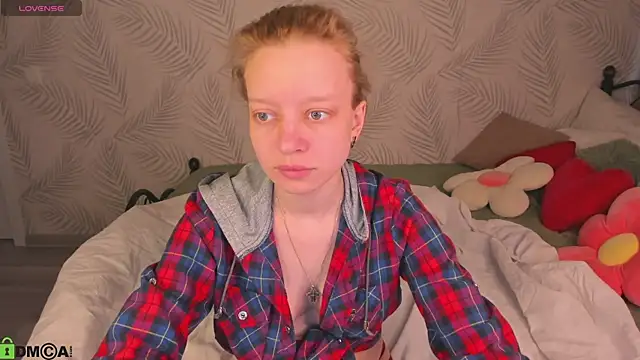 Michelle Blond online show from 04.04.26