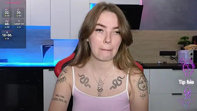 Snapshot of Vetalife chatting on 09.15.25 Vetalife online show from 09.15.25