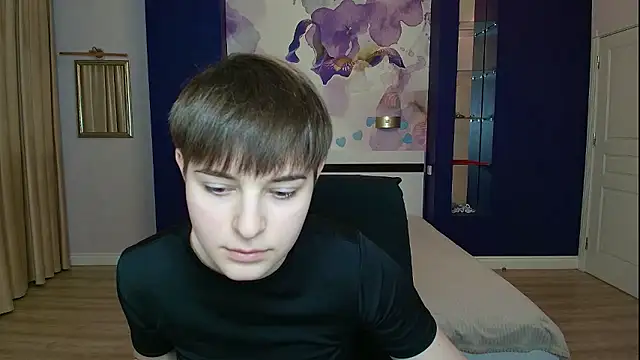 Snapshot of EmiliaYours chatting on 01.18.26 EmiliaYours online show from 01.18.26