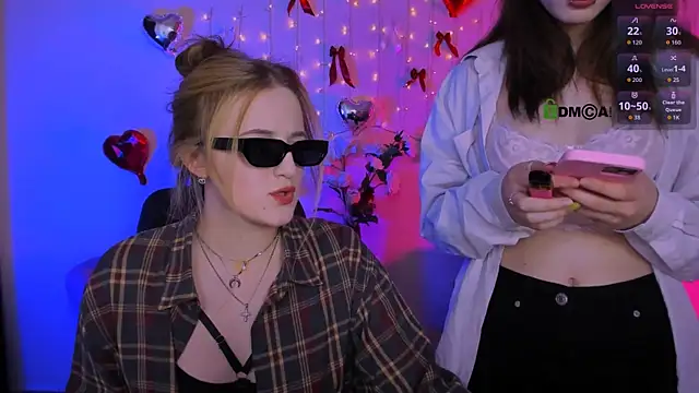 luna berryy online show from 04.18.26