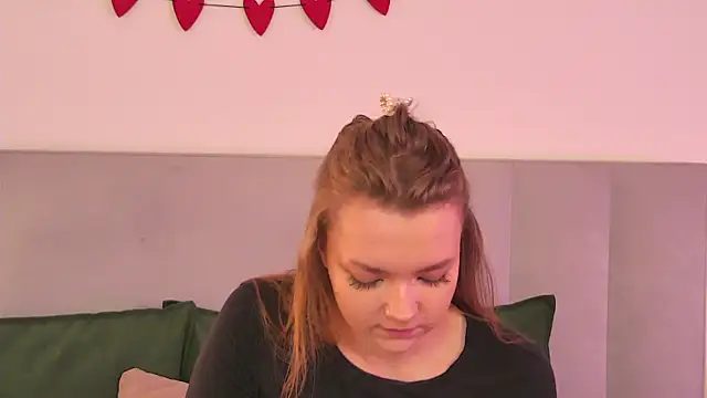 Snapshot of JennyPortman chatting on 04.06.26 JennyPortman online show from 04.06.26