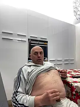 Snapshot of pantomax chatting on 01.02.25 pantomax online show from 01.02.25