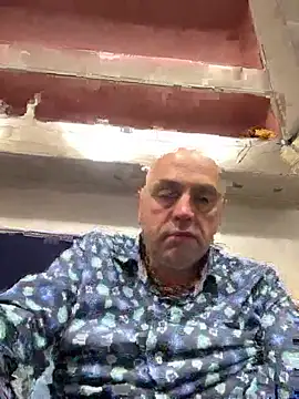 Snapshot of pantomax chatting on 04.05.26 pantomax online show from 04.05.26