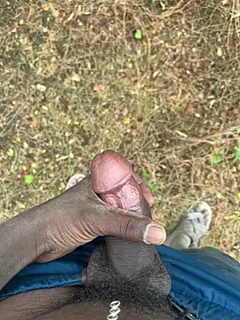 Snapshot of tamil000000 chatting on 03.12.25 tamil000000 online show from 03.12.25