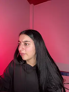 Cassie-millers online show from 02.20.25