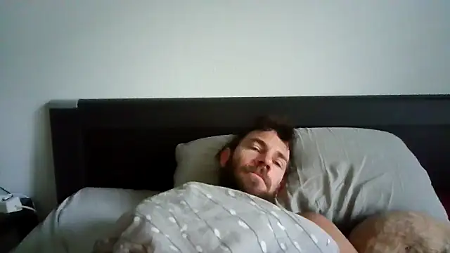 alpha-hunk online show from 10.08.25