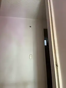 ariiel  online show from 10.28.25