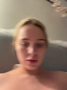 SIlviaBeyt online show from 04.19.26