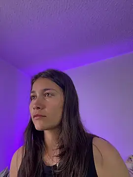 aurora divine online show from 04.14.26