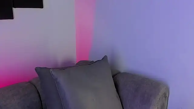 Snapshot of maddy_walker chatting on 12.31.24 maddy walker online show from 12.31.24