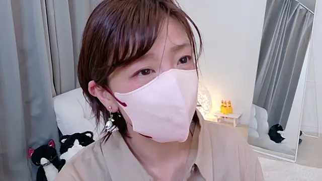 Risa 06 online show from 03.31.26