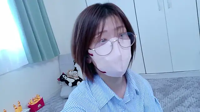 Risa 06 online show from 05.10.26