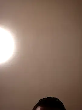 Snapshot of feetqueen96 chatting on 01.28.25 feetqueen96 online show from 01.28.25