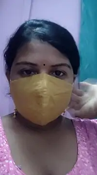 Snapshot of Dr_Chhaya chatting on 03.15.25 Dr Chhaya online show from 03.15.25