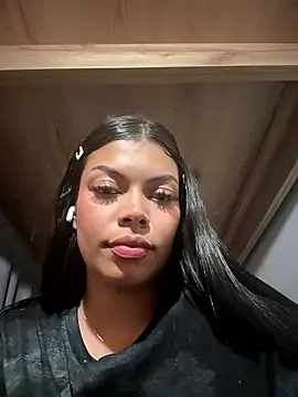 Snapshot of jennifer_oliveira chatting on 01.11.26 jennifer oliveira online show from 01.11.26