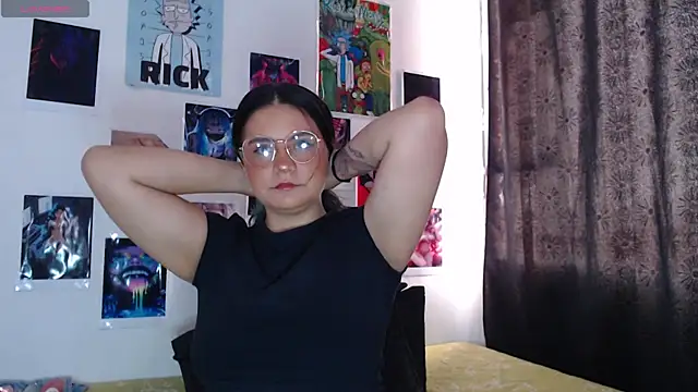 gigiqueen 18 online show from 07.04.26