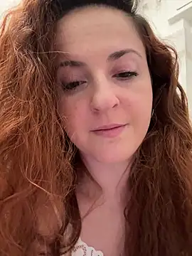 Snapshot of Nala_95 chatting on 01.04.25 Nala 95 online show from 01.04.25