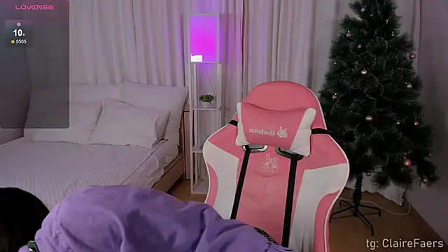 ClaireFaers  online show from 12.05.24