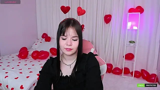 ClaireFaers  online show from 02.14.25