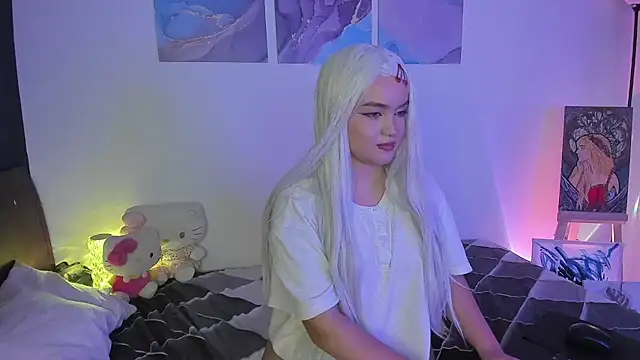 Snapshot of Pretty__zoe chatting on 03.07.25 Pretty  zoe online show from 03.07.25