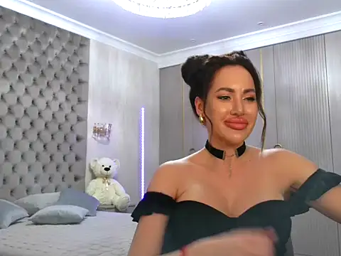 TianaPosh online show from 01.25.25