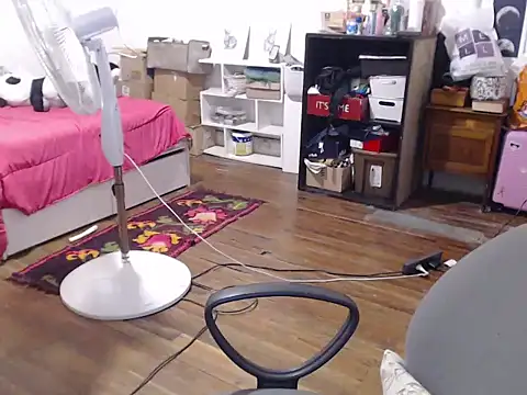 bunnylolaa4 online show from 01.28.25