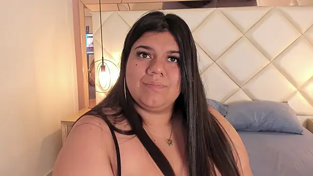 Snapshot of Any_Klartt chatting on 12.11.24 Any Klartt online show from 12.11.24