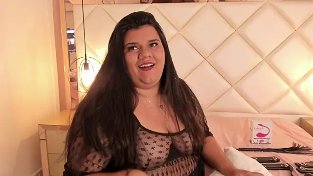 Snapshot of Any_Klartt chatting on 12.13.24 Any Klartt online show from 12.13.24