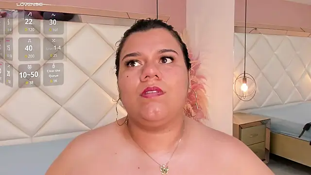 Snapshot of Any_Klartt chatting on 12.19.24 Any Klartt online show from 12.19.24