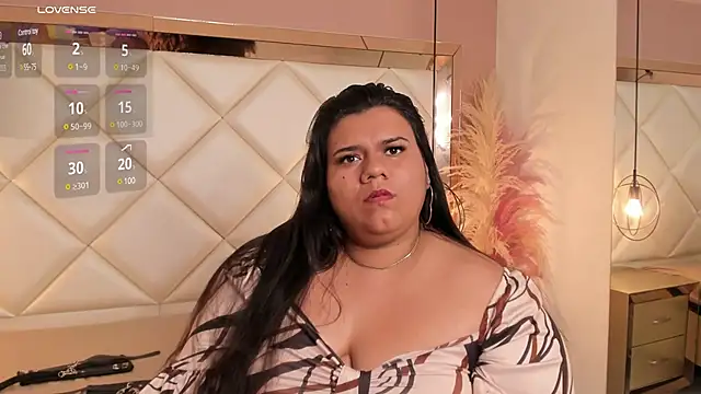 Snapshot of Any_Klartt chatting on 12.23.24 Any Klartt online show from 12.23.24