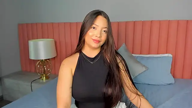 Snapshot of NathRossi chatting on 02.23.25 NathRossi online show from 02.23.25