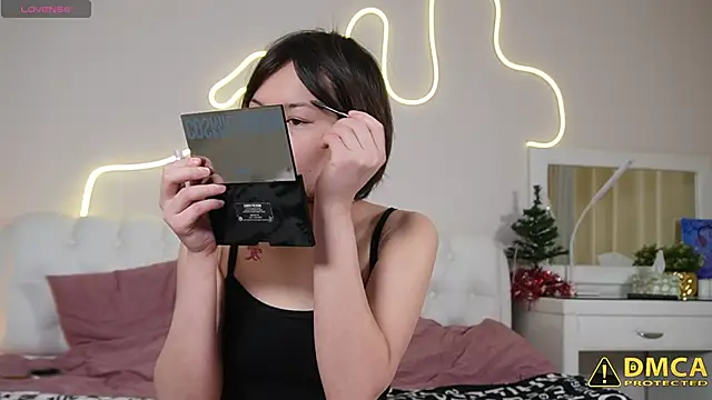 Snapshot of pulluq chatting on 01.29.25 pulluq online show from 01.29.25