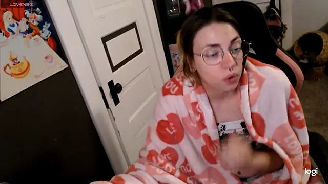 KSwonderland6 online show from 02.23.26