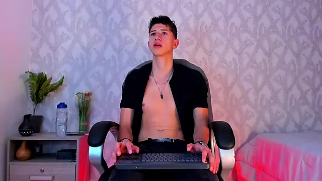 Dorianmistery2322  online show from 01.22.25