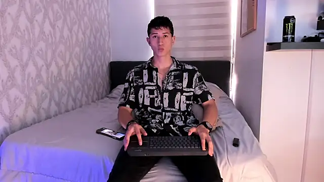 Dorianmistery2322  online show from 02.07.25