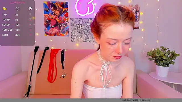 Ari lavellan online show from 12.08.24