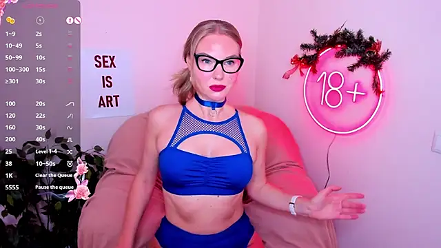 Snapshot of Angel_Nikole chatting on 12.16.24 Angel Nikole online show from 12.16.24