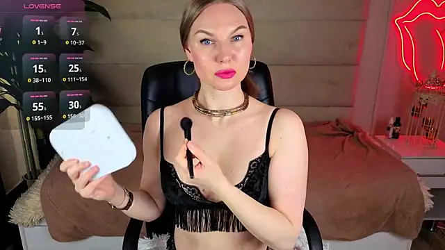 Angel Nikole online show from 04.30.26