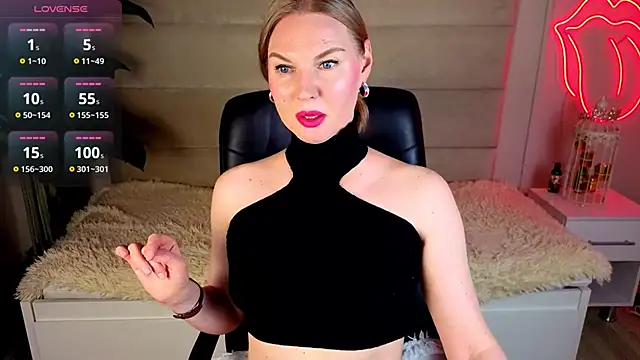 Angel Nikole online show from 07.17.26