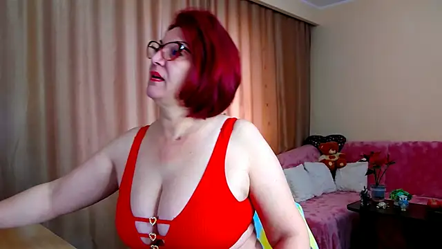 Snapshot of EdithCharm chatting on 01.14.26 EdithCharm online show from 01.14.26